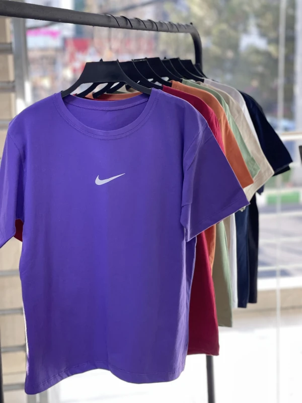 تیشرت قواره نرمال نایک