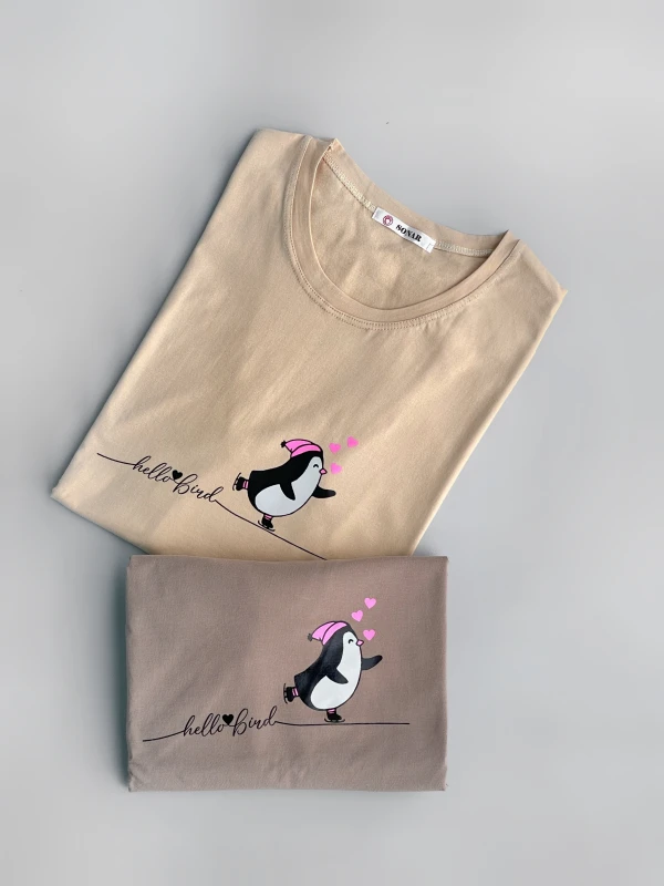 تیشرت قواره نرمال پنگوئن  کلاه صورتی