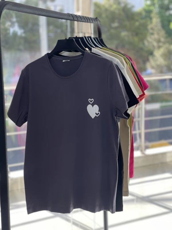 تیشرت قواره نرمال سه قلب