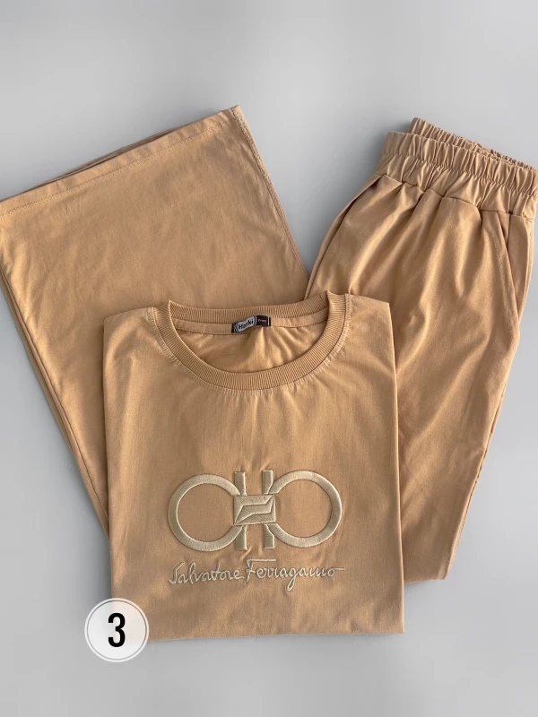 ست تیشرت شلوار باکسی CH