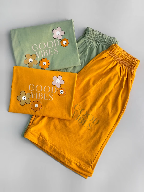 ست تیشرت شورتک گل(1134)