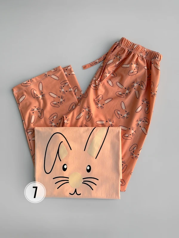 ست تیشرت شلوار طرح میکس 1235