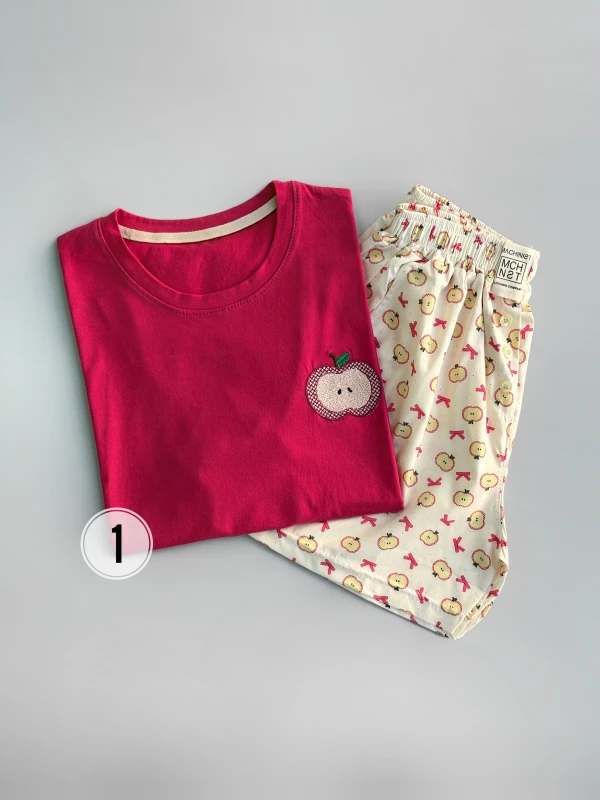 ست تیشرت شورتک طرح میکس 1281