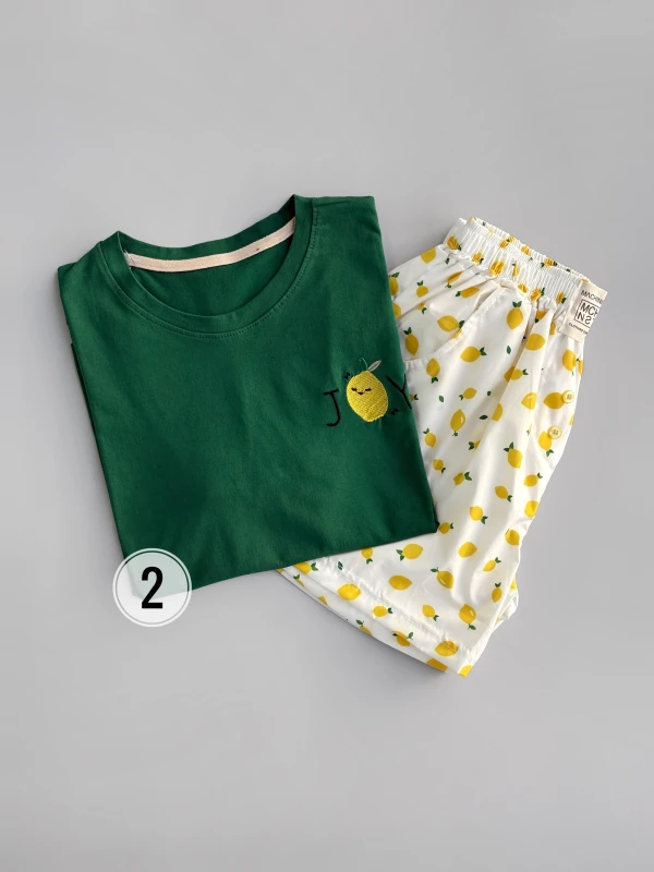 ست تیشرت شورتک طرح میکس 1281