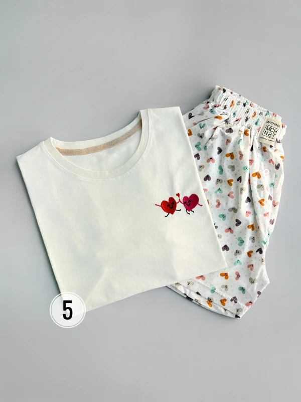 ست تیشرت شورتک طرح میکس 1300