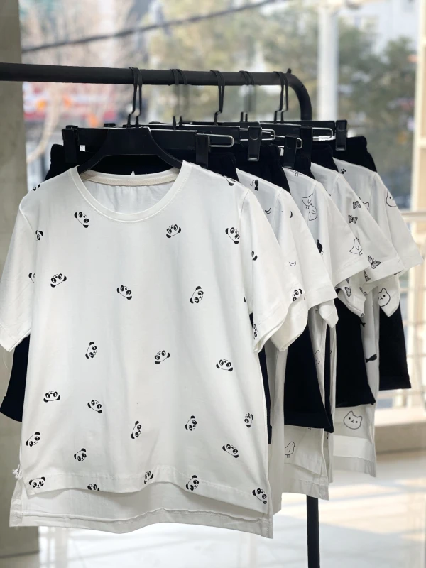 ست تیشرت شلوارک سفید مشکی