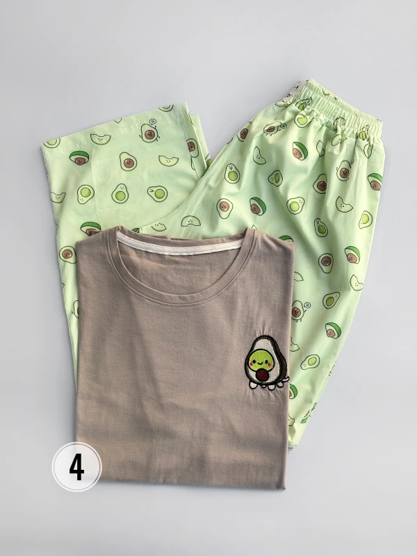 ست تیشرت شلوار طرح میکس 1390