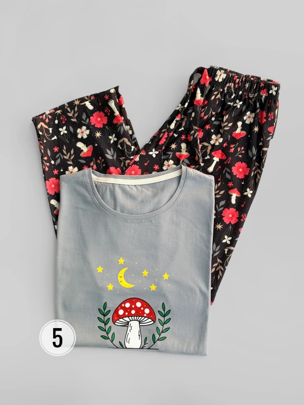 ست تیشرت شلوار طرح میکس 1395