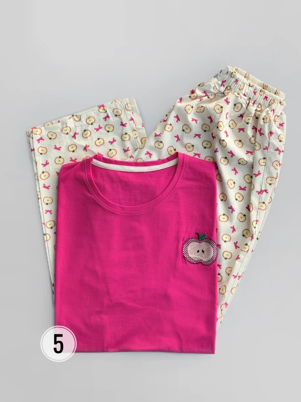 ست تیشرت شلوار طرح میکس 1414