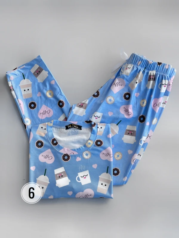 ست تیشرت شلوار تمام چاپ طرح میکس